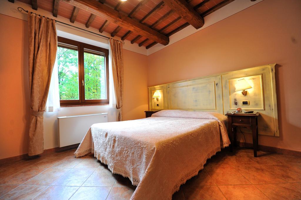 Albergo La Foresteria Беттолле Экстерьер фото