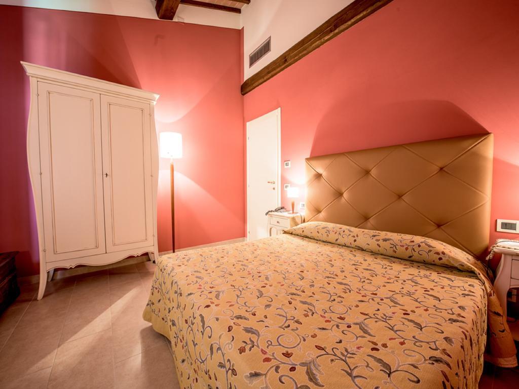 Albergo La Foresteria Беттолле Экстерьер фото