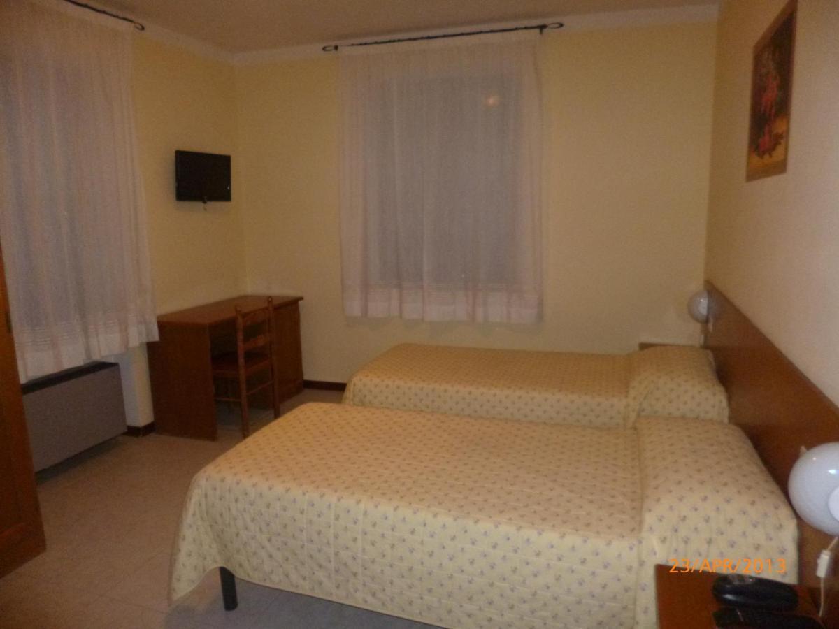 Albergo La Foresteria Беттолле Номер фото